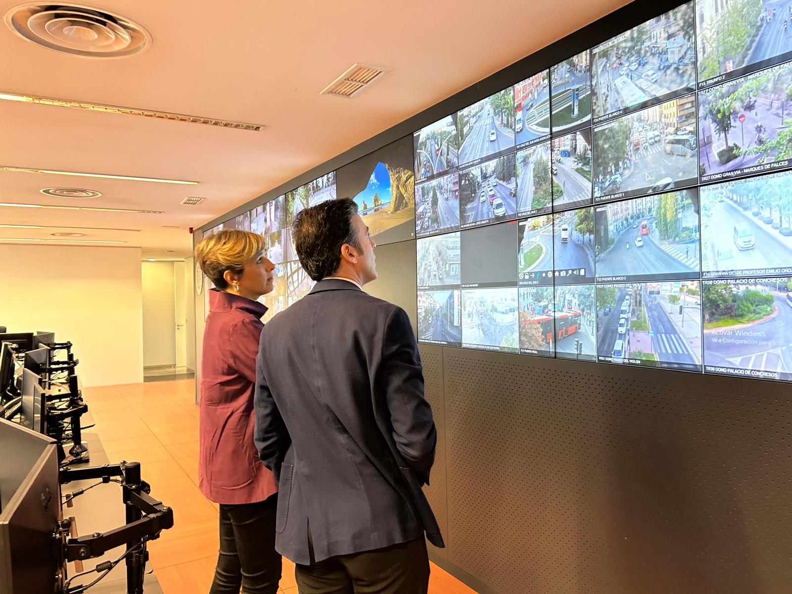 granada-inicia-la-zona-de-bajas-emisiones-con-normalidad-y-sin-incidencias-destacables-en-los-accesos-a-la-ciudad