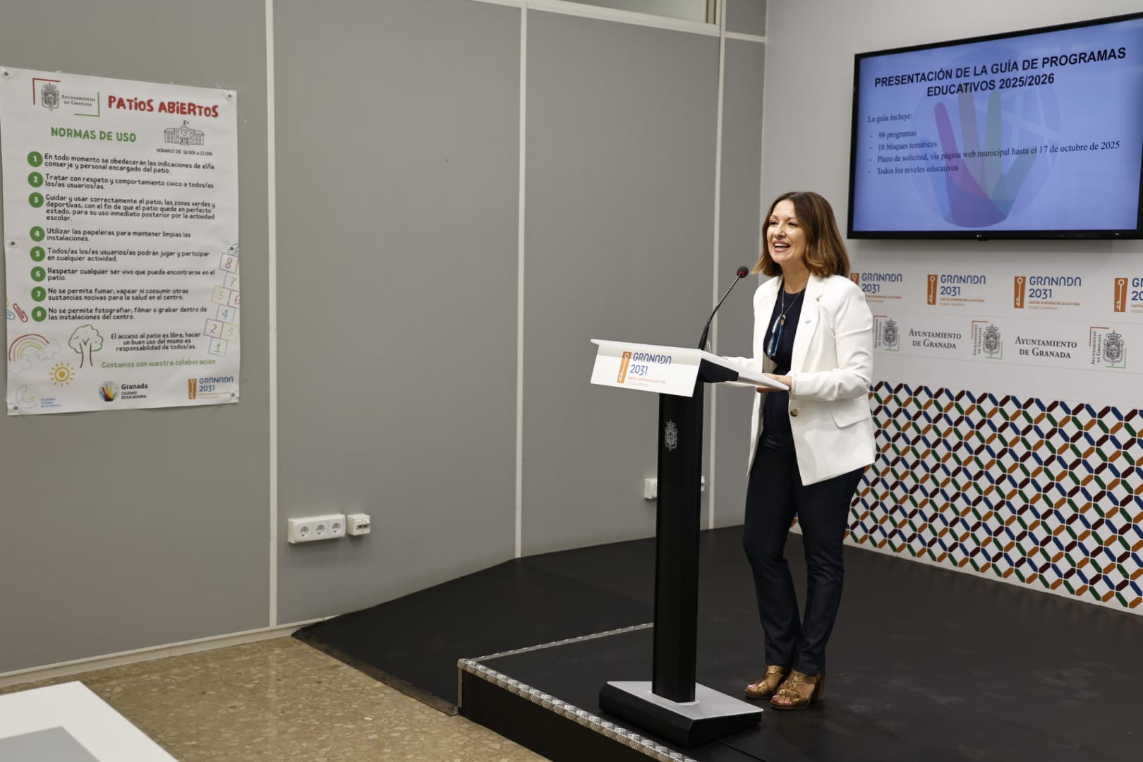 granada-mas-de-un-centenar-de-centros-educativos-y-108-000-escolares-participan-en-los-98-programas-municipales-del-ayuntamiento
