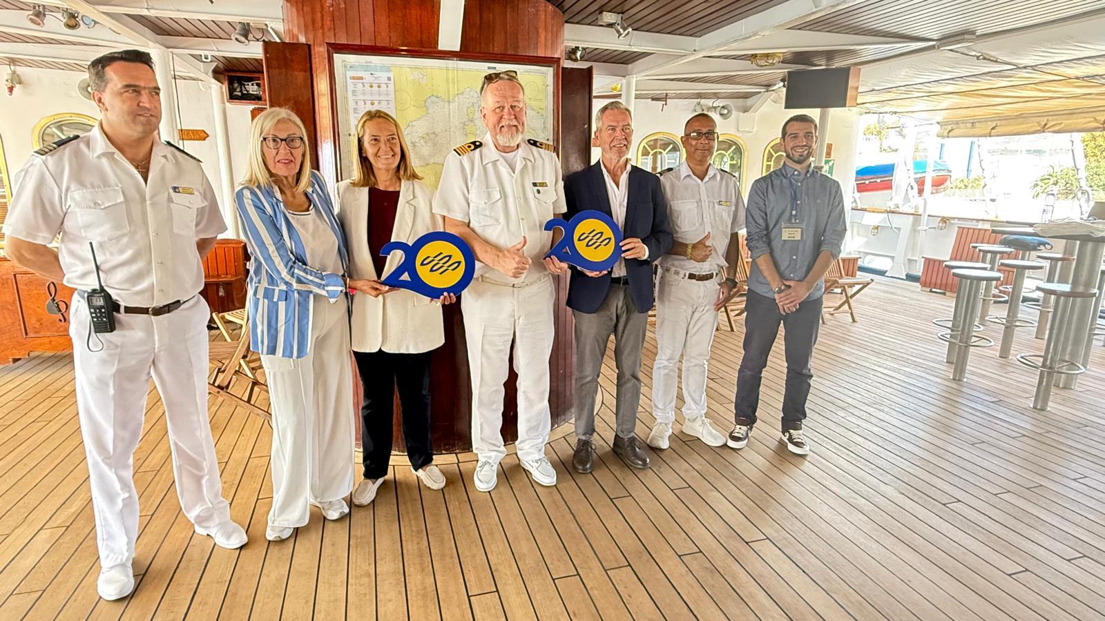 el-majestuoso-velero-royal-clipper-atraca-en-motril-con-motivo-del-20o-aniversario-del-puerto