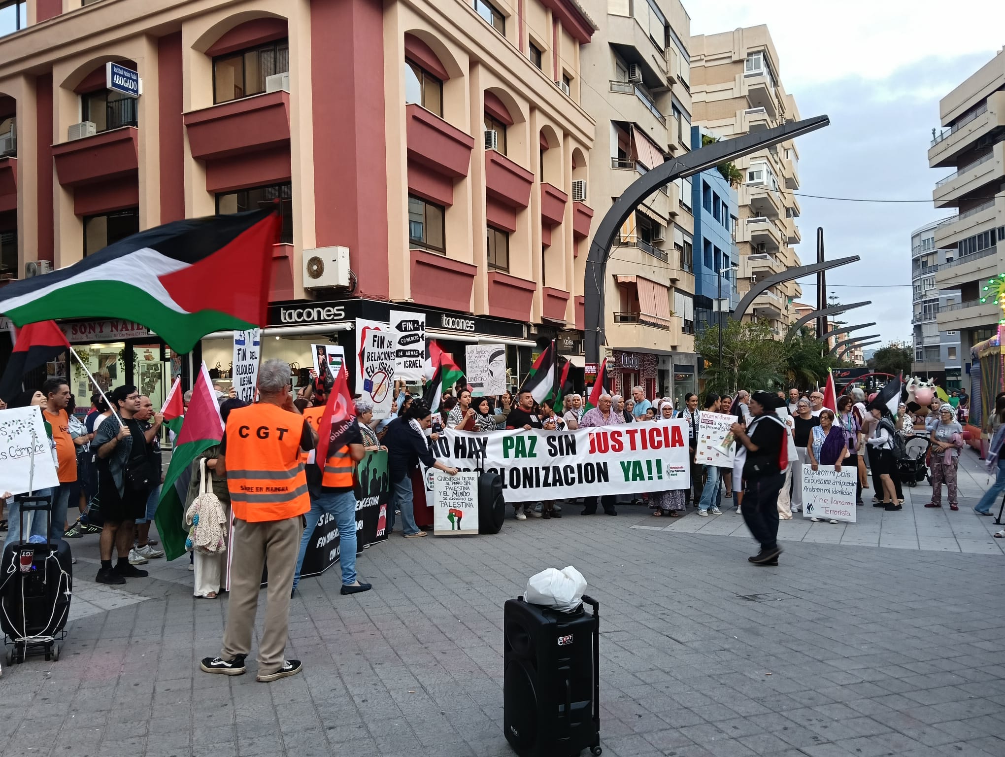 granada-y-motril-se-suman-a-las-protestas-por-palestina-con-distinta-intensidad