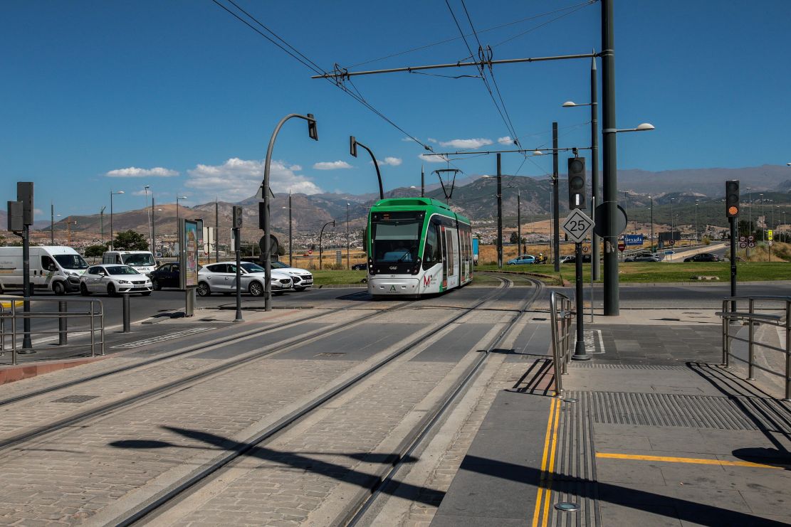 metro-de-granada-licita-contrato-de-7-millones-para-mantenimiento-electrico-y-electromecanico-incluyendo-la-futura-prolongacion-sur