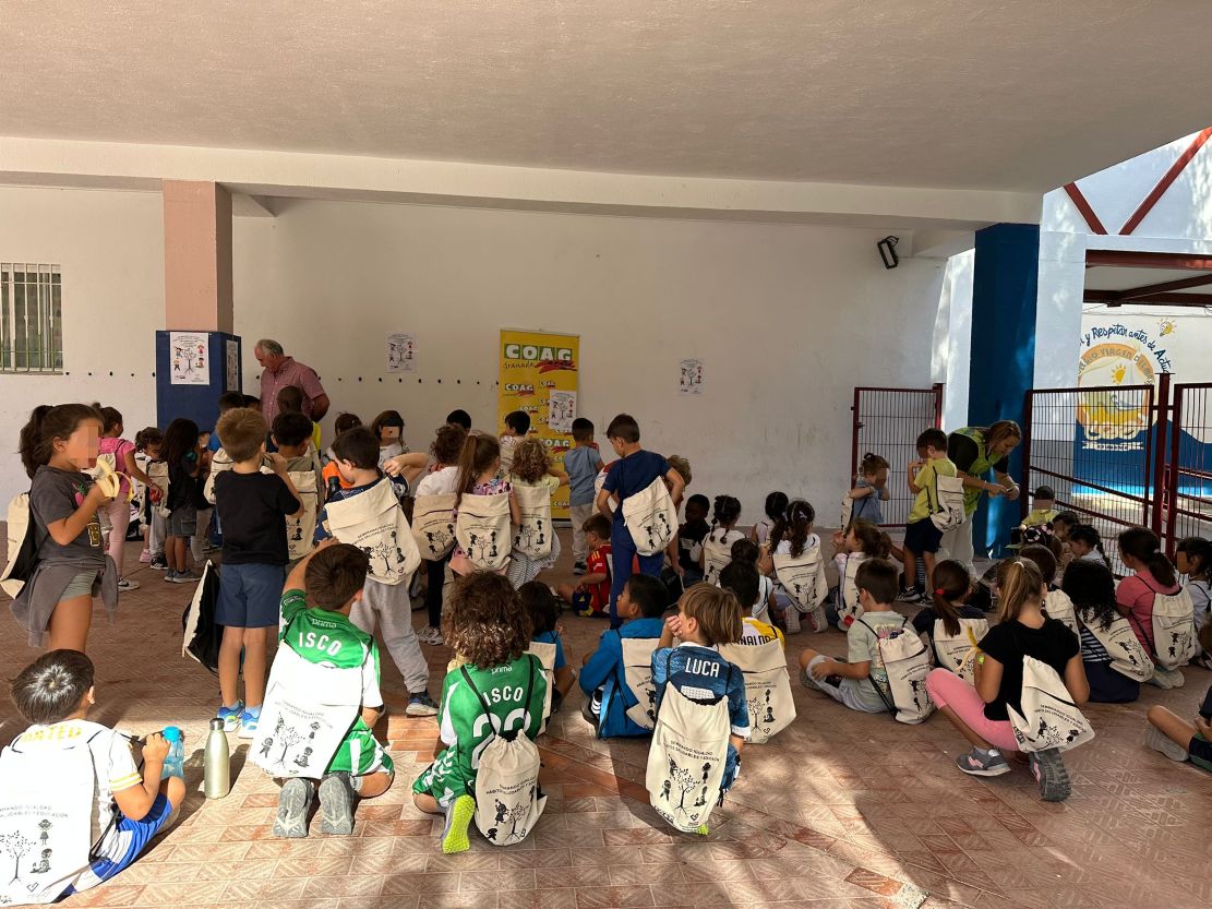 motril-escolares-de-calahonda-aprenden-con-coag-granada-los-beneficios-de-una-alimentacion-saludable-y-la-importancia-de-la-igualdad-desde-la-infancia
