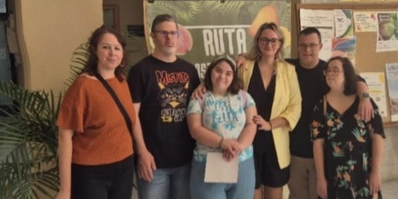 salobrena-lanza-manos-solidarias-jovenes-de-downgranada-impulsan-formacion-laboral-y-gran-recogida-de-alimentos-el-5-de-noviembre