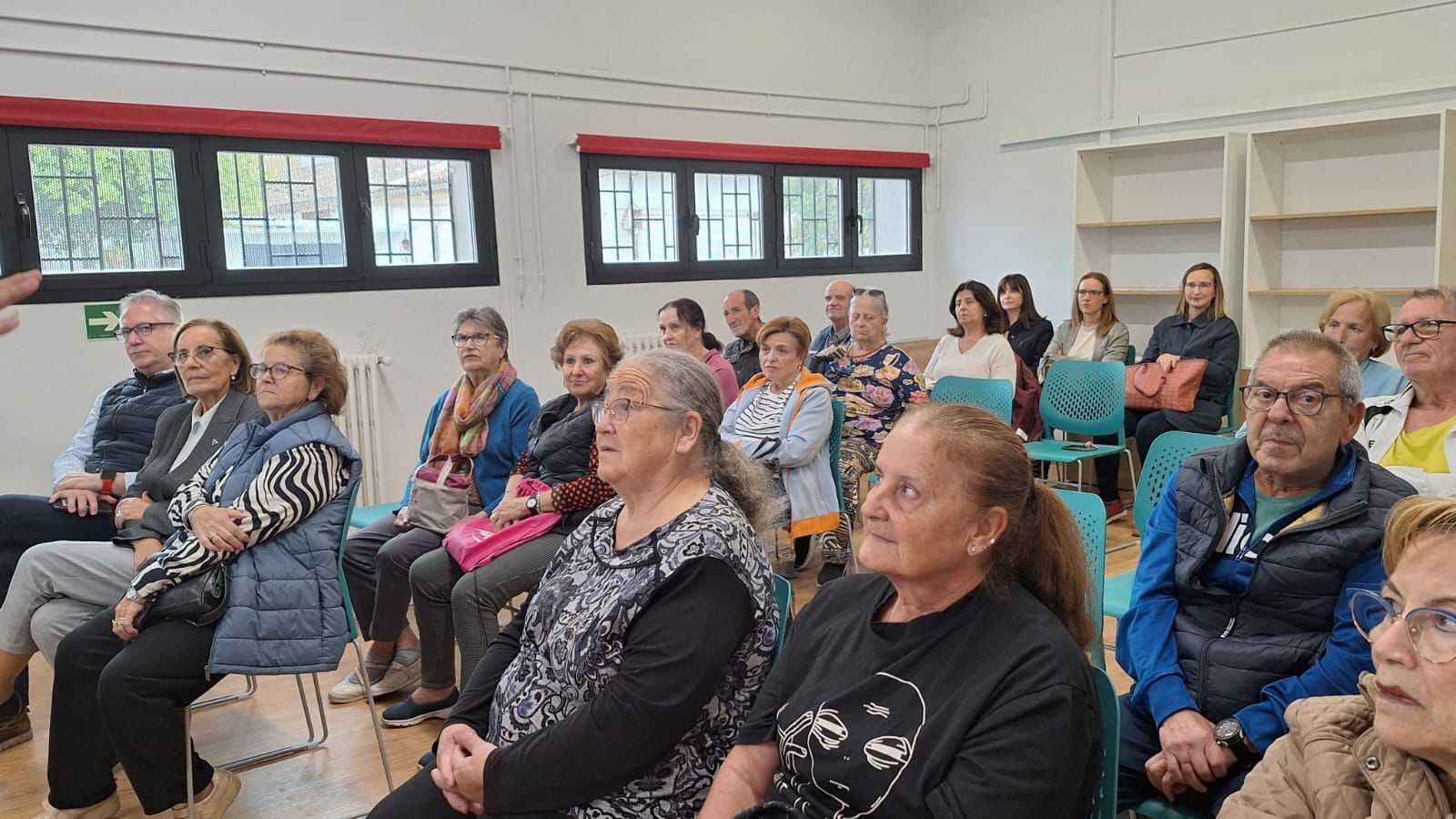 granada-la-junta-y-caixabank-acercan-36-acciones-culturales-y-formativas-a-mas-de-1-000-usuarios-de-centros-de-participacion-activa