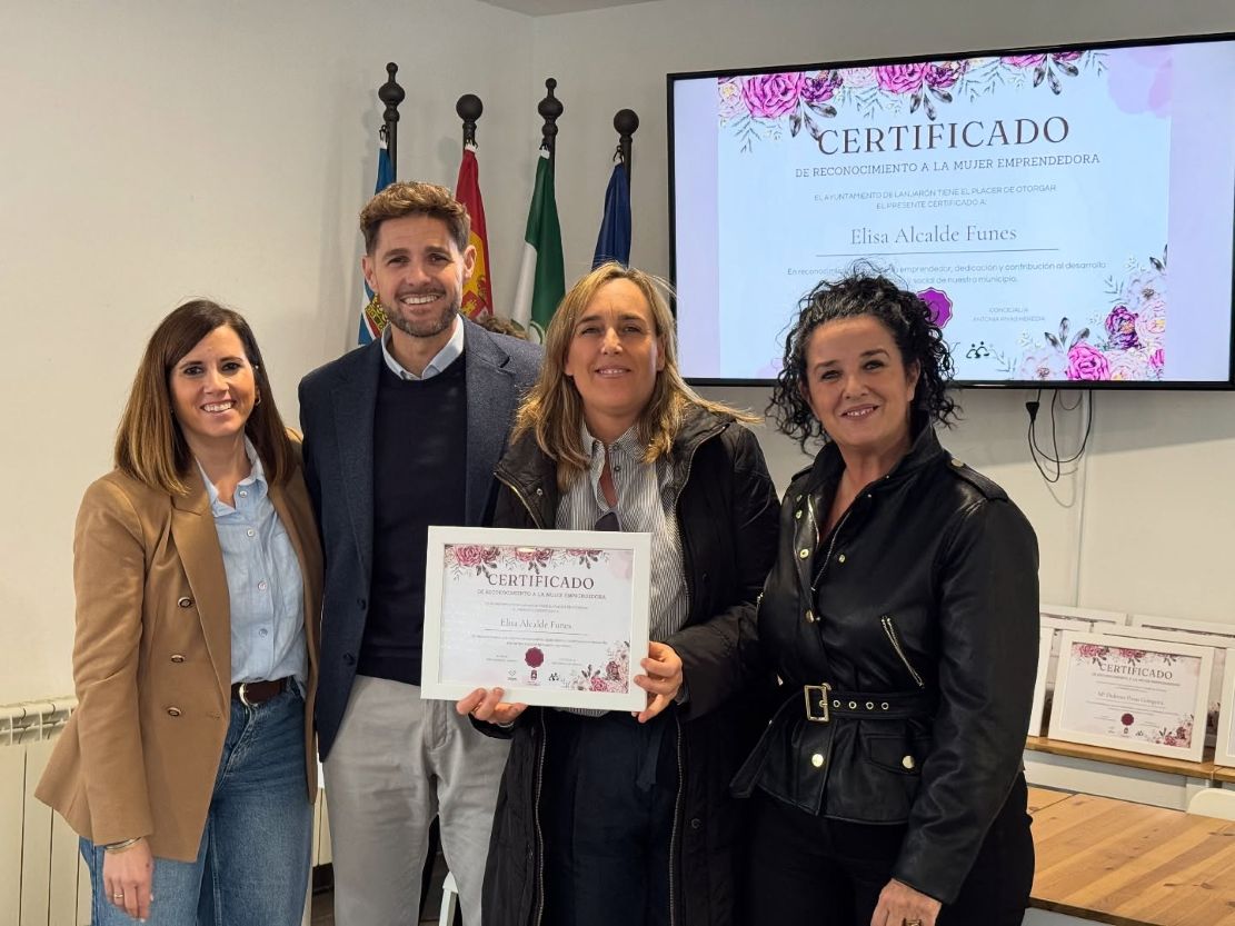 lanjaron-reconoce-a-24-mujeres-emprendedoras-con-subvenciones-por-18-283-euros-para-impulsar-el-tejido-empresarial-local