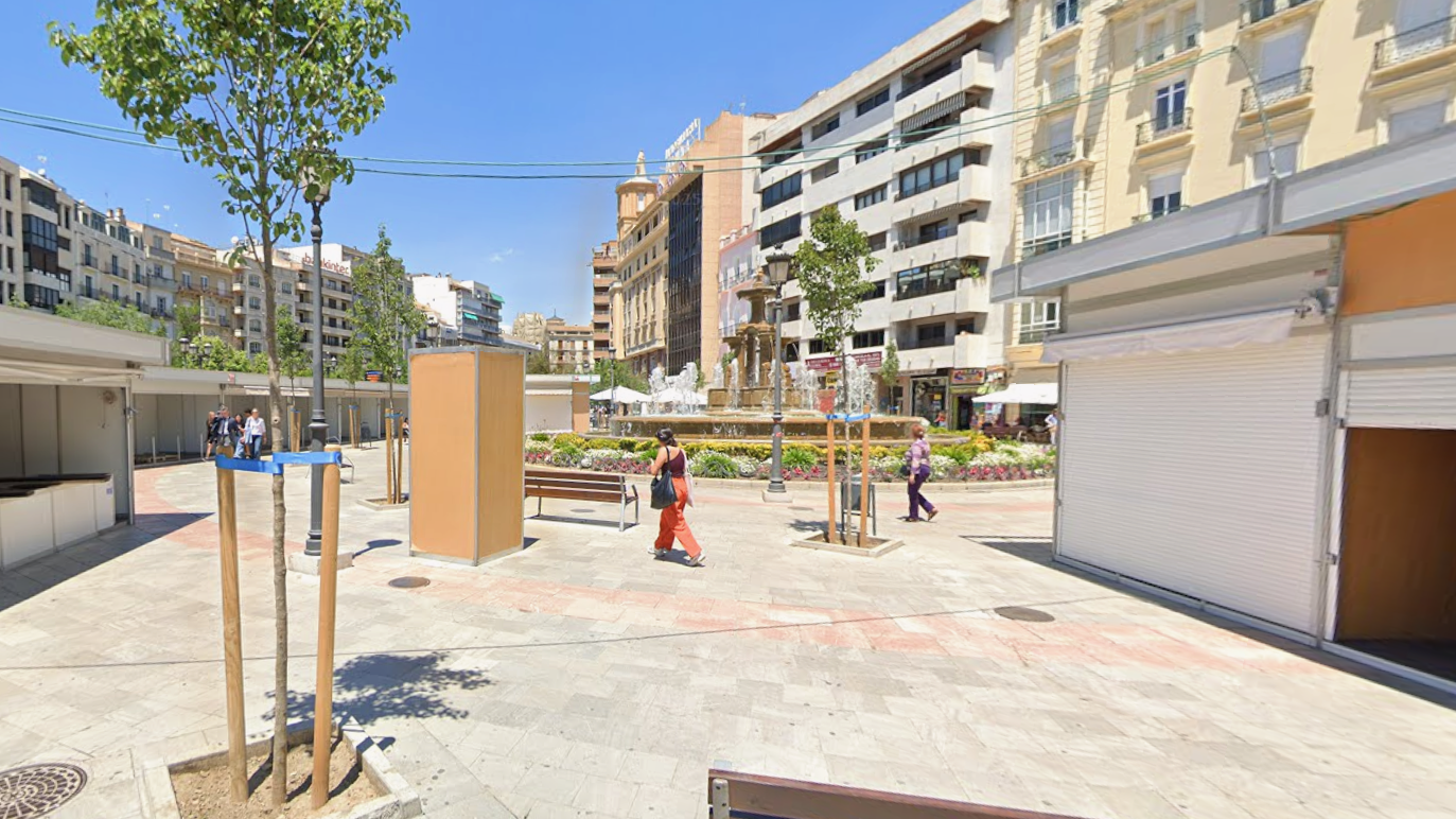 herido-grave-tras-recibir-punaladas-en-el-pecho-y-el-brazo-en-el-centro-de-granada