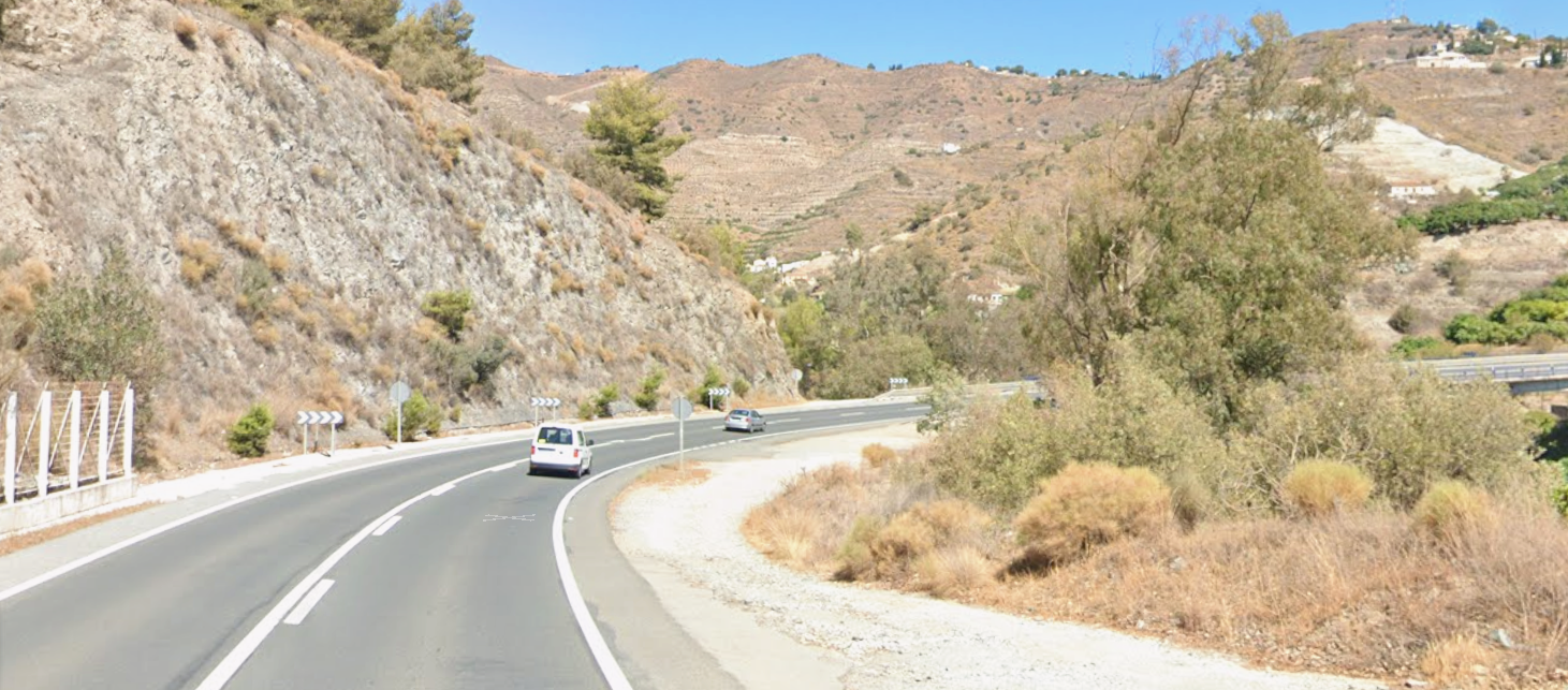 almunecar-fallece-un-turista-britanico-que-circulaba-en-bicicleta-por-la-n-340