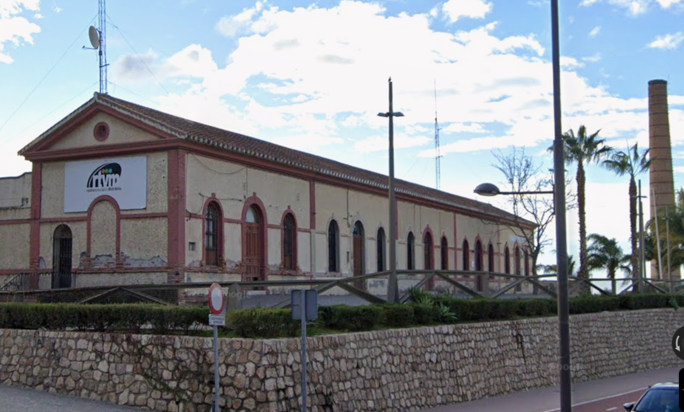 motril-el-psoe-propone-en-el-pleno-de-motril-rehabilitar-la-alcoholera-y-conectarla-con-el-parque-de-los-pueblos-de-america-para-crear-un-espacio-cultural-y-patrimonial-publico