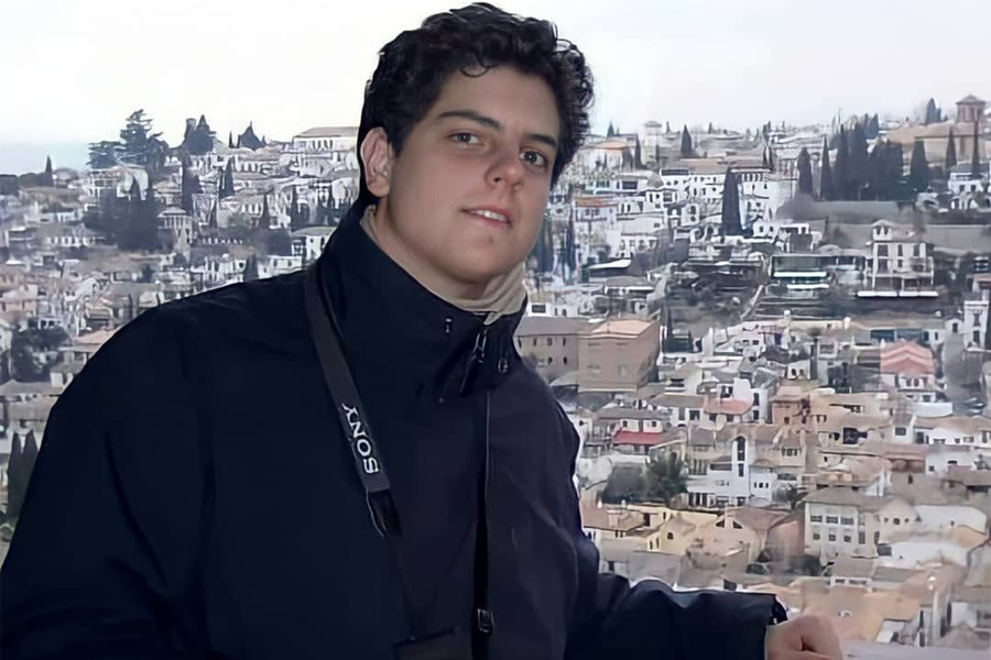 motril-bendice-un-cuadro-de-san-carlo-acutis-y-exhibira-sus-reliquias-en-la-parroquia-de-la-encarnacion