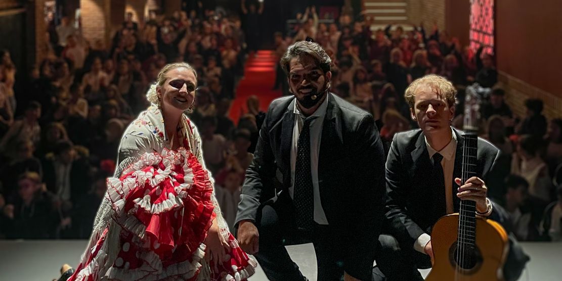 granada-mas-de-300-escolares-descubren-el-flamenco-en-una-actividad-educativa-del-teatro-flamenco-granada