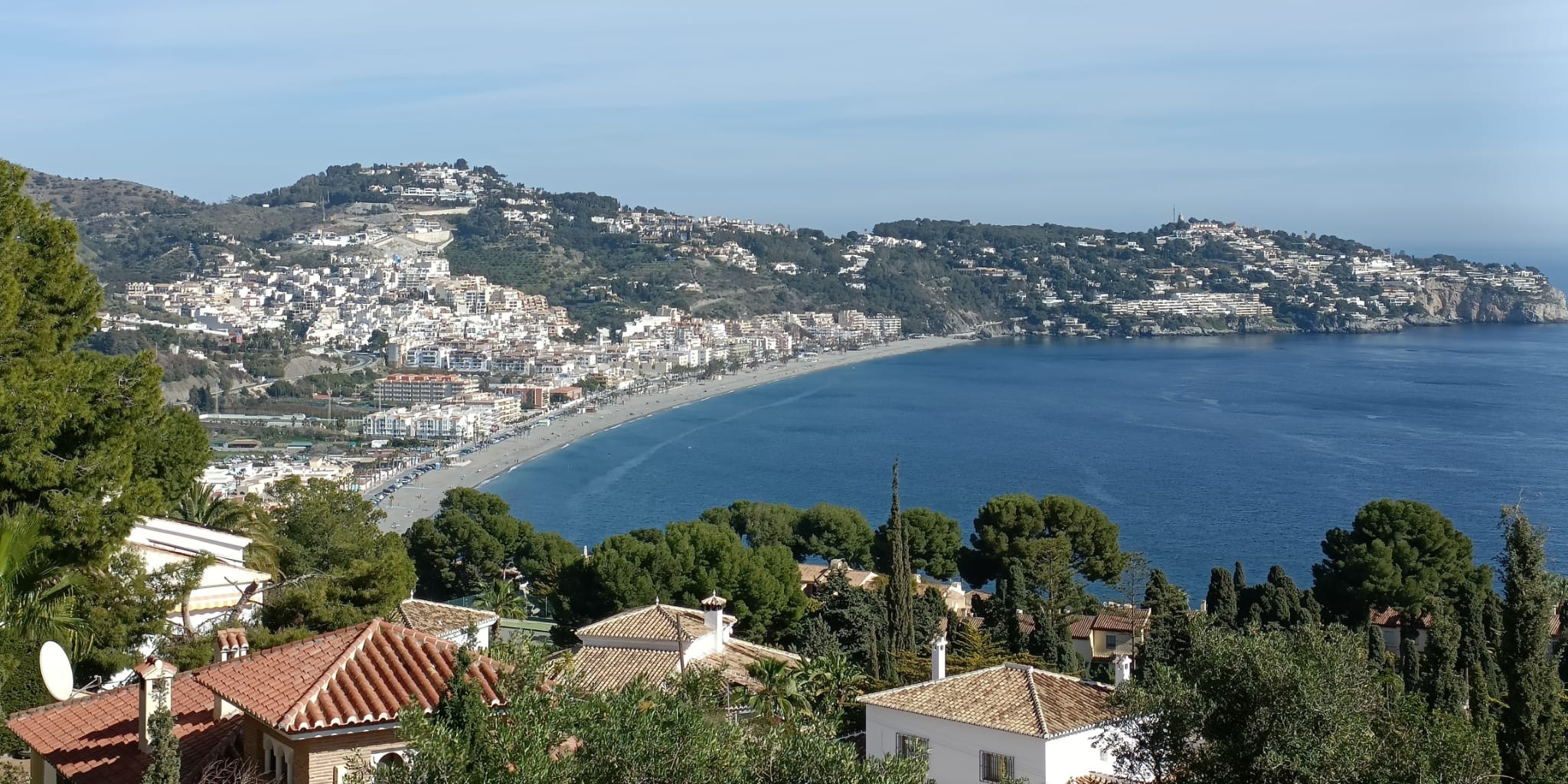 almunecar-convergencia-andaluza-lleva-a-pleno-una-nueva-parada-de-autobus-urbano-en-las-palomas-para-mejorar-la-movilidad-en-la-herradura