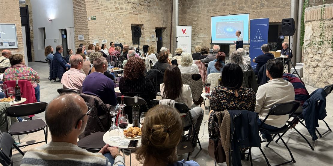 motril-el-aula-de-pensamiento-lleva-su-experiencia-de-poesia-vino-y-estrellas-al-castillo-de-carchuna