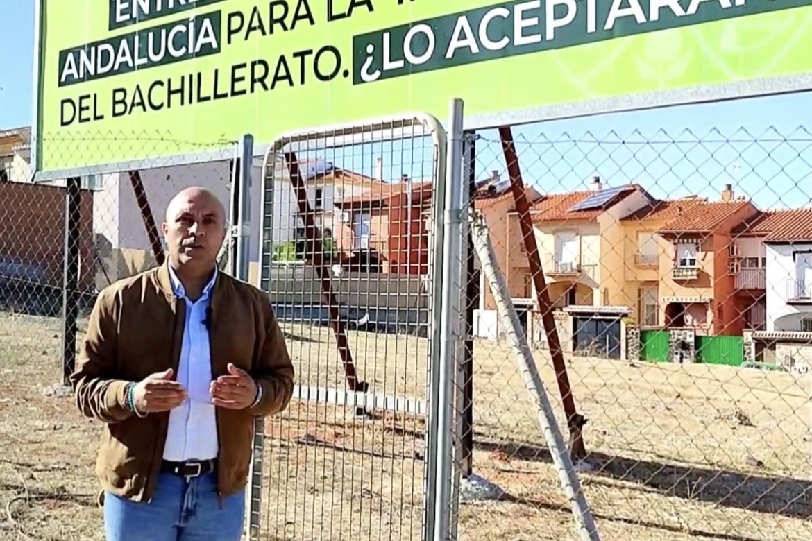 otura-cede-un-solar-de-1-400-m%c2%b2-a-la-junta-para-implantar-bachillerato-en-el-ies-escultor-sanchez-mesa