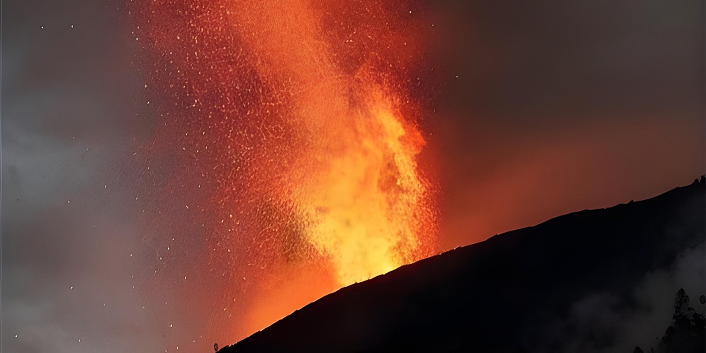 granada-investigacion-de-la-ugr-logra-anticipar-erupciones-volcanicas-12-horas-antes-y-validar-su-final-en-3-tras-analizar-datos-de-9-paises