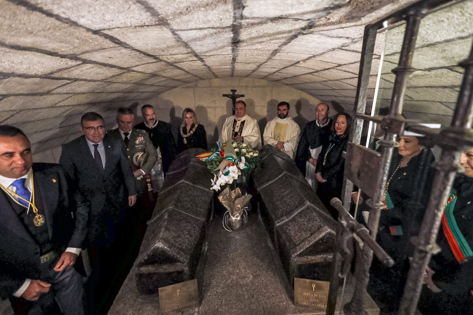 granada-honra-a-isabel-la-catolica-en-el-521o-aniversario-de-su-muerte