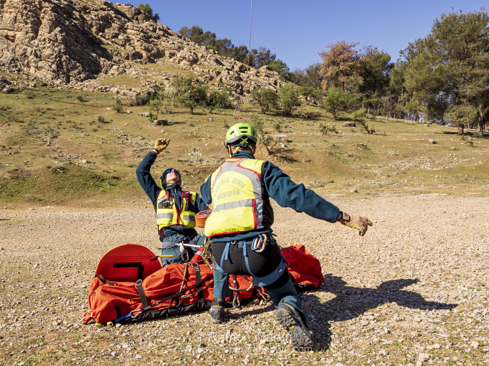 granada-seis-personas-rescatadas-por-la-guardia-civil-en-trevelez-dilar-mecina-bombaron-y-alfacar