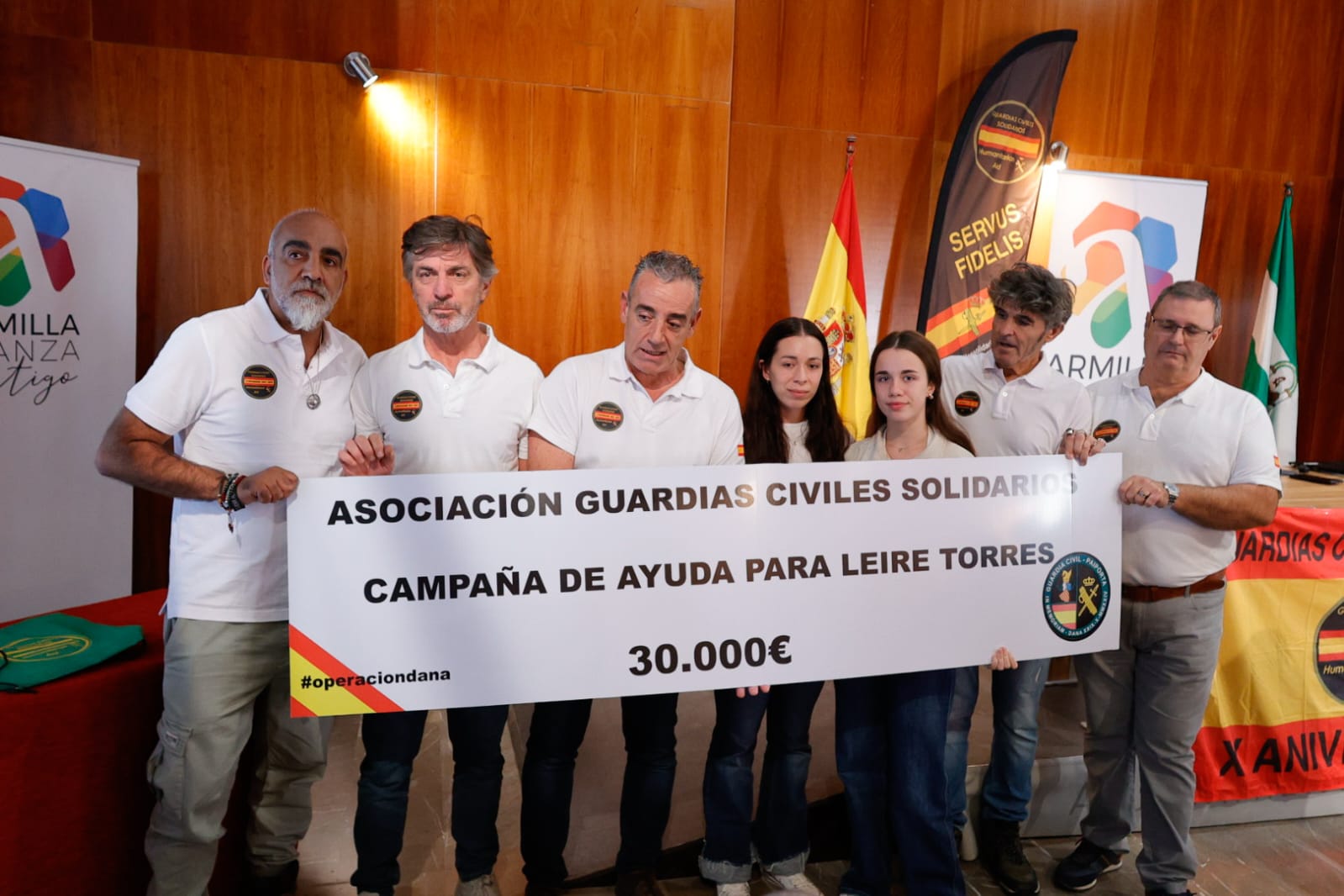 granada-armilla-acoge-un-emotivo-acto-solidario-en-memoria-de-adolfo-torres-con-la-entrega-de-30-000-euros-a-su-hija