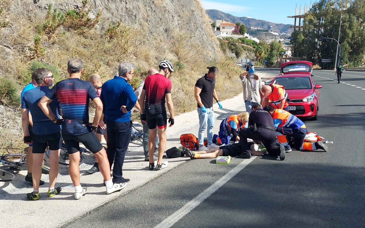 el-ciclista-fallecido-en-almunecar-sufrio-una-parada-cardiaca-cuando-hacia-una-ruta-en-bici-desde-nerja-a-almunecar-por-la-n-340