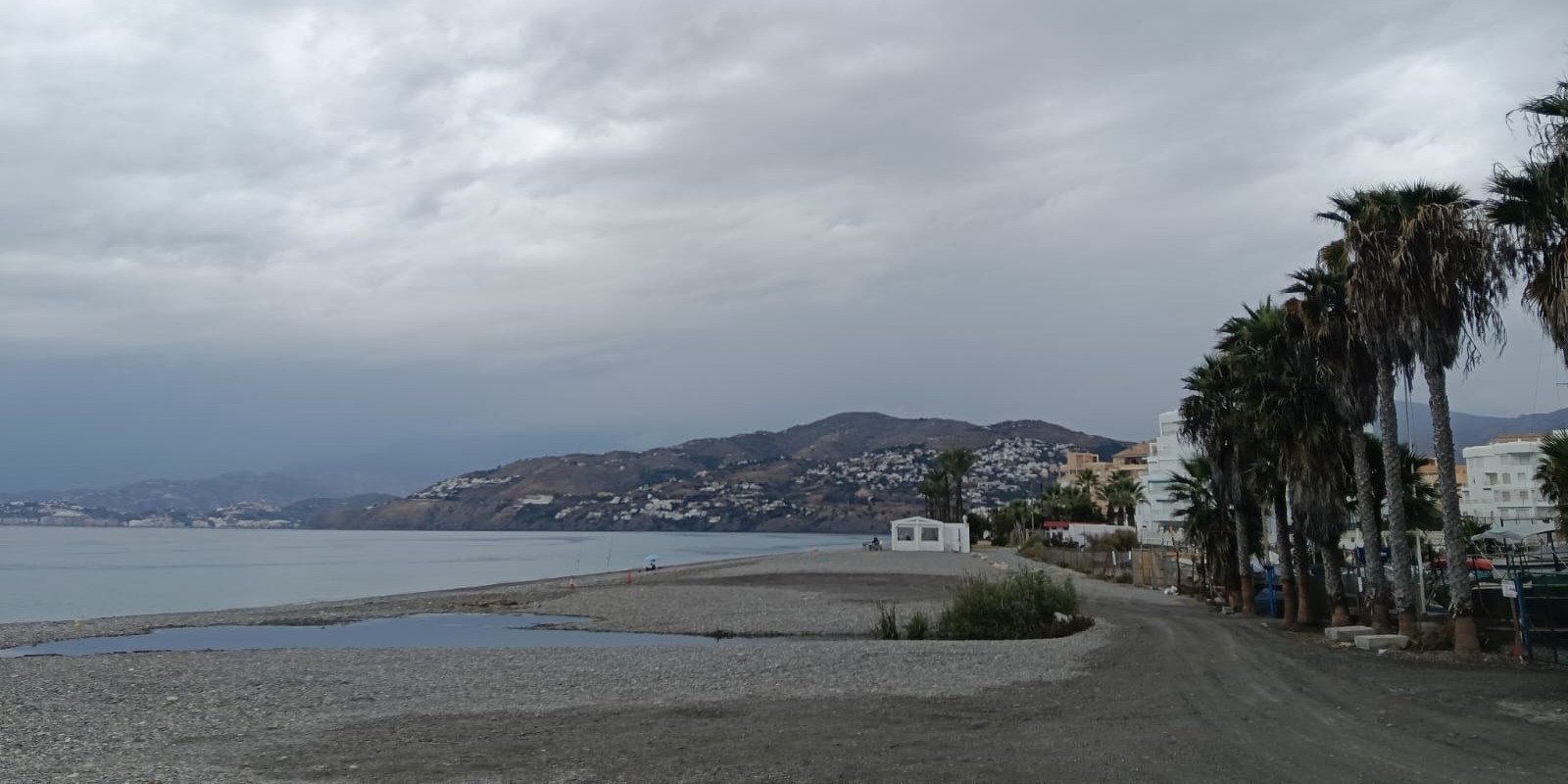 motril-granada-lluvias-y-ambiente-inestable-marcaran-hoy-el-tiempo-en-la-costa-tropical
