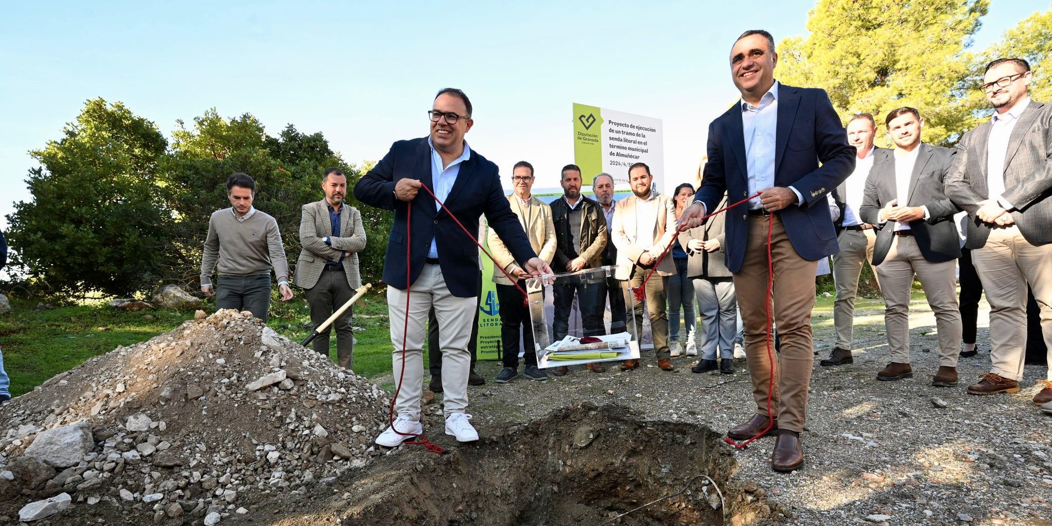 la-diputacion-inicia-la-senda-del-litoral-24-km-de-corredor-costero-entre-almunecar-y-salobrena-con-una-inversion-superior-a-12-millones