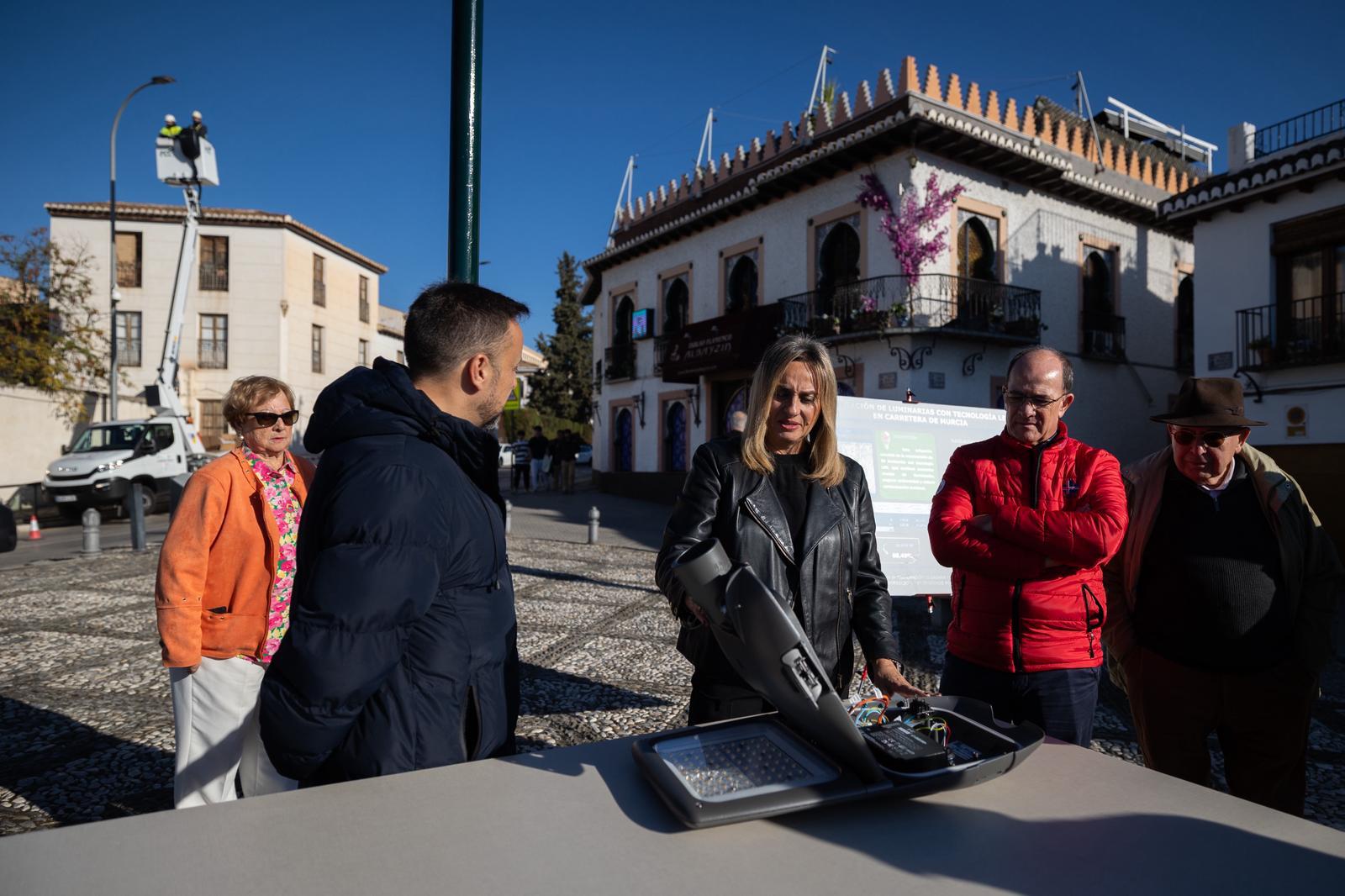 el-ayuntamiento-de-granada-renueva-el-alumbrado-de-la-avenida-y-la-carretera-de-murcia-con-led-logrando-un-ahorro-del-68