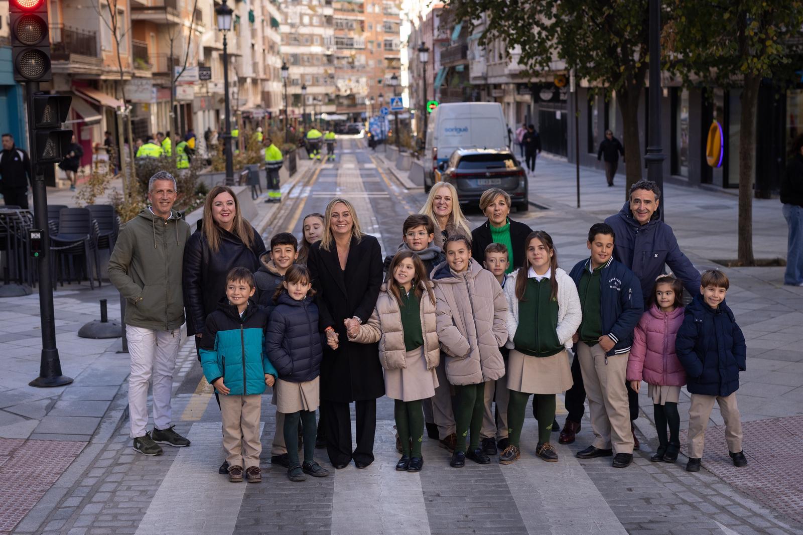 granada-finaliza-la-transformacion-de-emperatriz-eugenia-mas-aceras-arbolado-e-iluminacion-con-una-inversion-de-mas-de-dos-millones-de-euros