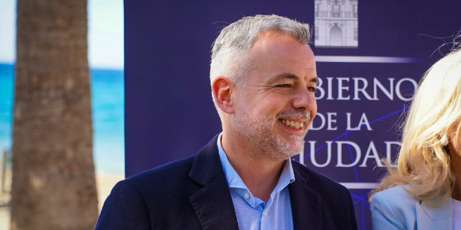 nicolas-navarro-dimite-como-concejal-de-motril-para-asumir-la-vicepresidencia-de-salud-de-andalucia-mayte-jimenez-le-sustituira