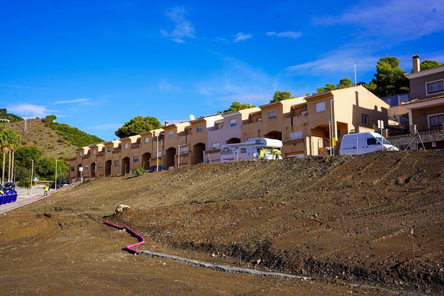 motril-transforma-un-solar-degradado-de-la-nacla-en-una-nueva-zona-verde-gracias-a-una-inversion-del-pfea-de-181-492-euros