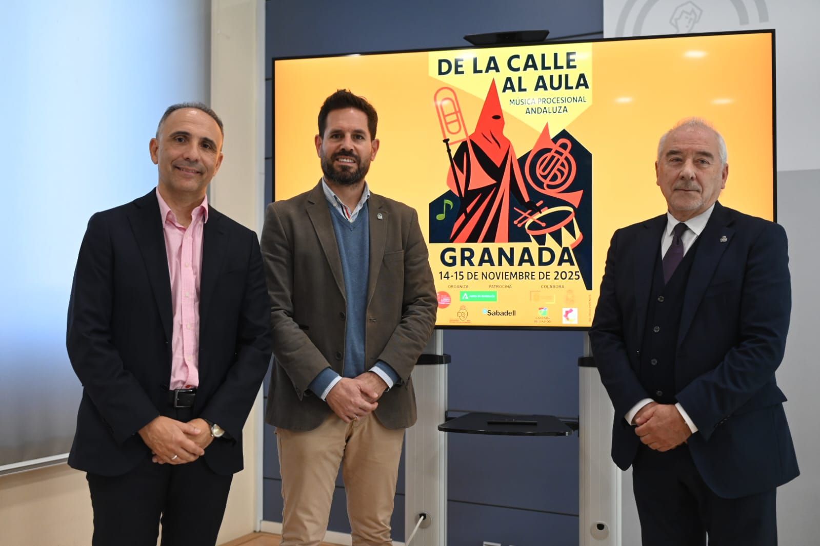 granada-acoge-el-encuentro-de-la-calle-al-aula-un-proyecto-sobre-la-musica-procesional-andaluza-impulsado-por-la-junta-y-la-real-federacion-de-cofradias