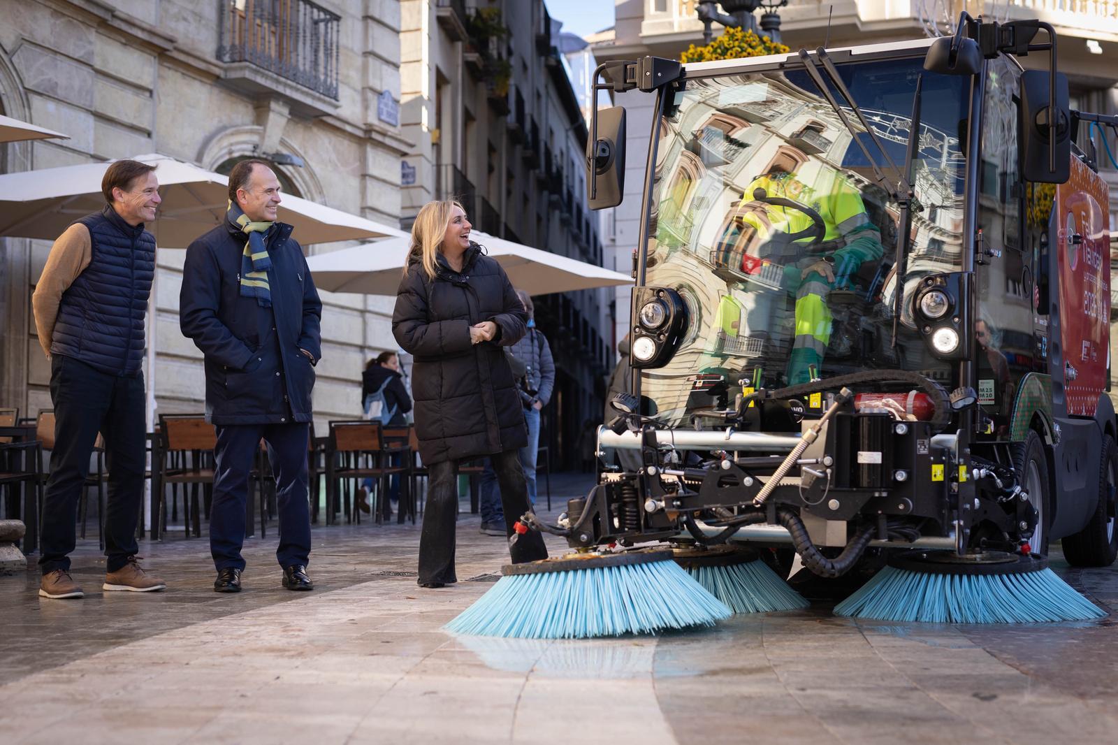granada-estrena-un-nuevo-modelo-de-limpieza-con-un-contrato-de-745-millones-a-15-anos-y-casi-400-nuevos-vehiculos