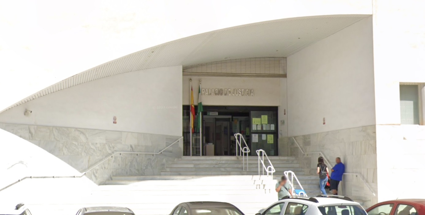 un-vecino-de-motril-detenido-tras-agredir-gravemente-a-su-pareja-en-el-domicilio-familiar-donde-vivian-con-sus-tres-hijos