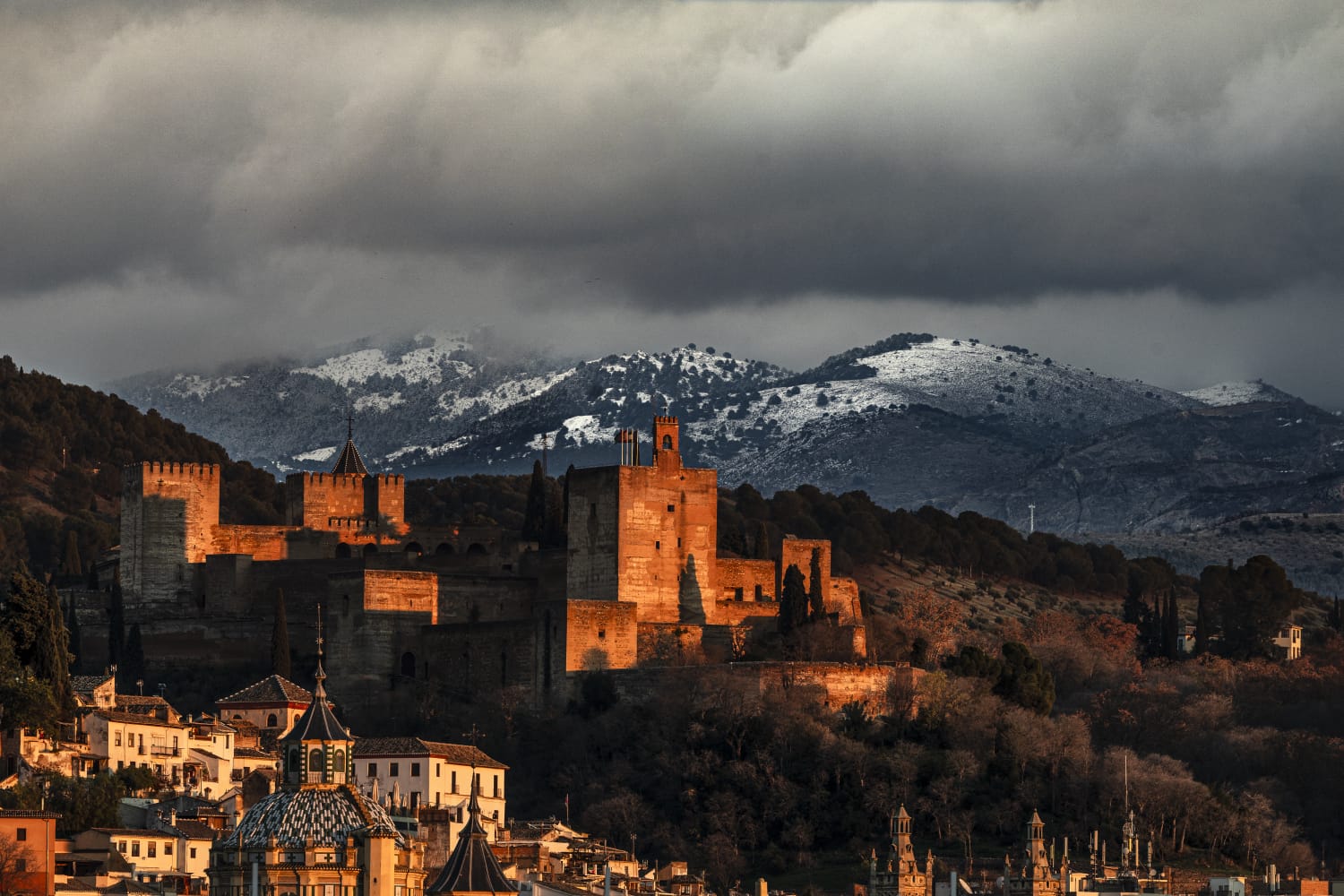granada-la-alhambra-recibe-a-mas-de-70-000-visitantes-durante-la-navidad-con-ocupacion-media-del-91-y-actividades-especiales-para-familias