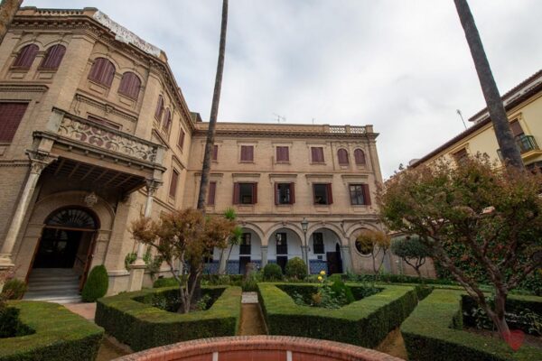 el-arzobispado-de-granada-respalda-la-presuncion-de-inocencia-de-un-sacerdote-denunciado-por-amenazas-y-presunta-agresion-sexual