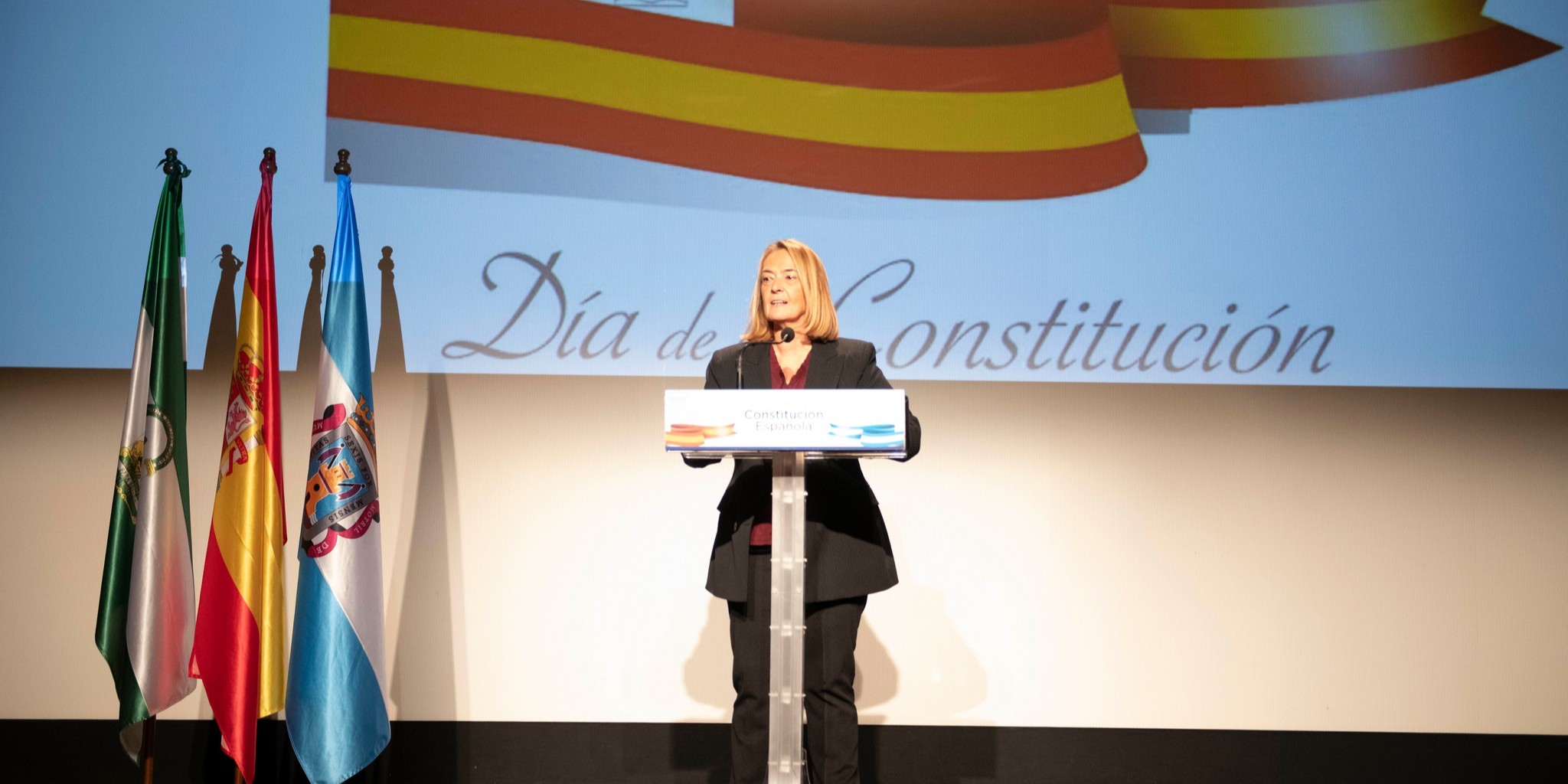 motril-conmemora-el-47-o-aniversario-de-la-constitucion-con-una-velada-que-une-memoria-democracia-y-tradicion