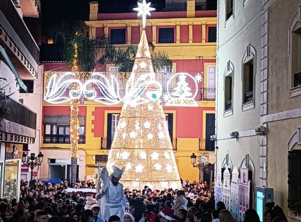 almunecar-arranca-un-fin-de-semana-navideno-con-musica-teatro-mercadillo-y-actividades-familiares-hasta-el-23-de-diciembre