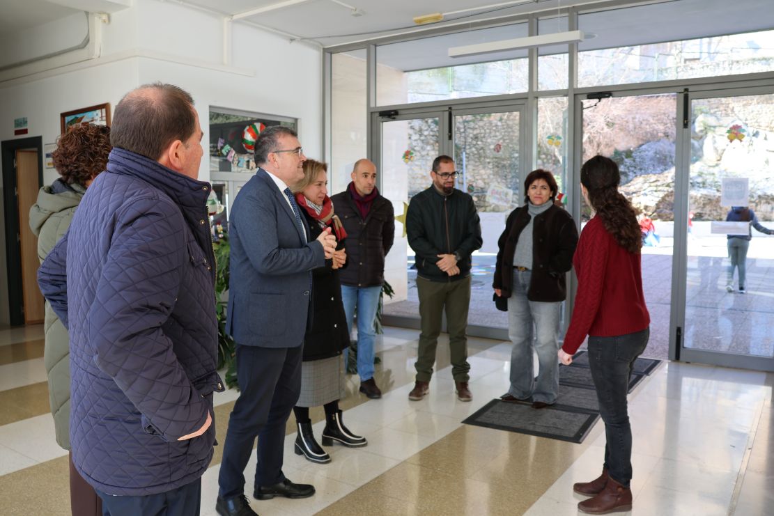 granada-recibe-847-325-euros-del-prtr-para-mejorar-eficiencia-energetica-en-los-colegios-ceip-cervantes-y-conde-de-tendilla