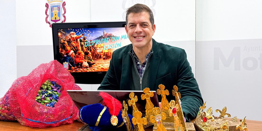 motril-se-prepara-para-la-cabalgata-de-reyes-2026-con-13-carrozas-530-participantes-y-mas-de-15-toneladas-de-caramelos-a-repartir