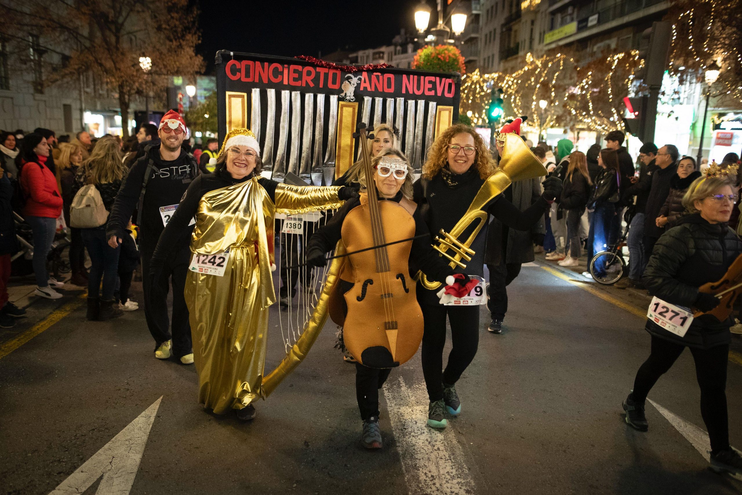 granada-se-prepara-para-la-33a-carrera-nocturna-de-disfraces-con-mas-de-1-600-participantes-y-45-km-de-recorrido-urbano
