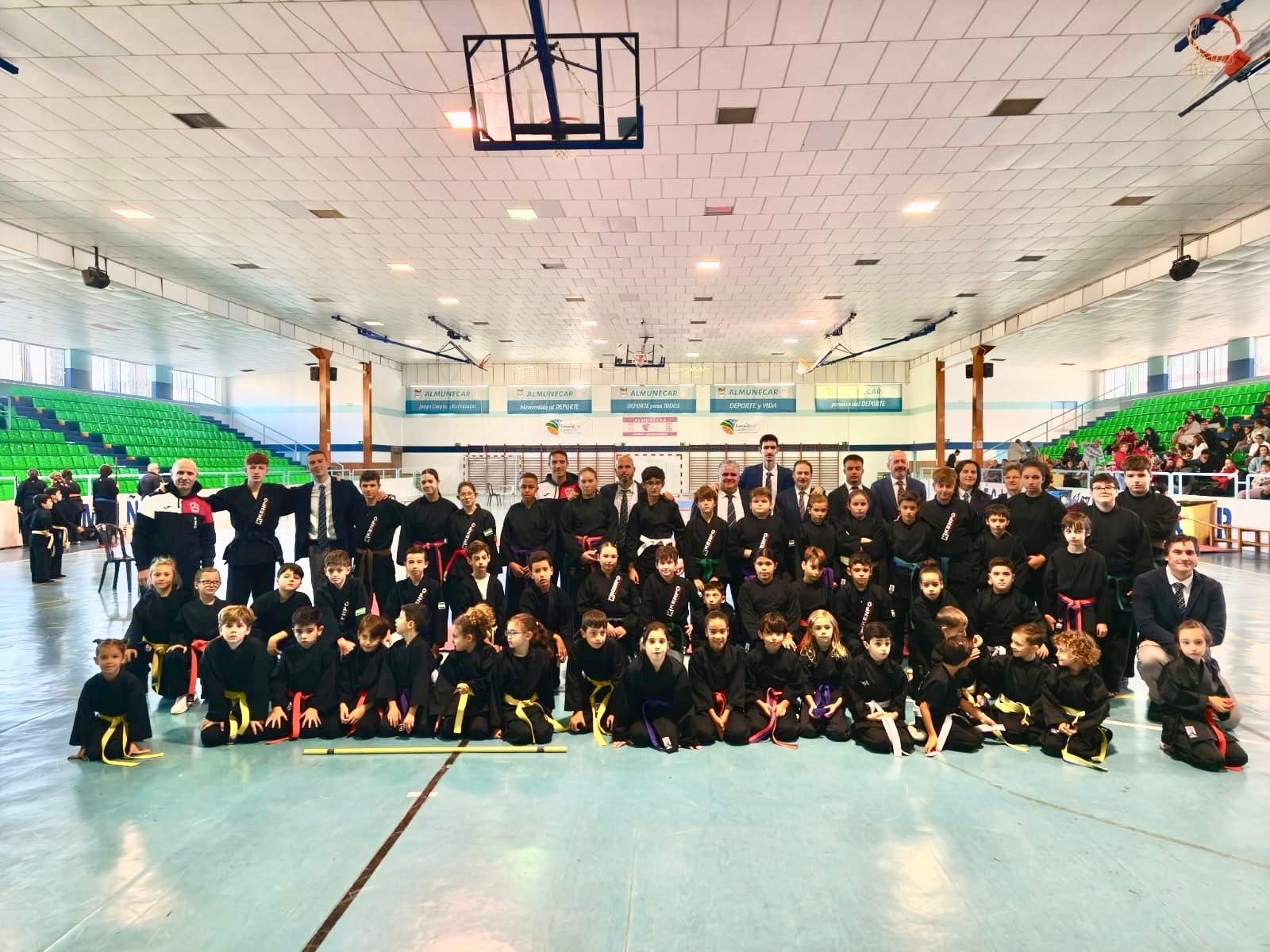 almunecar-y-la-herradura-suman-40-medallas-en-la-iii-liga-andaluza-2025-de-kenpo-con-participacion-de-deportistas-de-malaga-granada-y-jaen