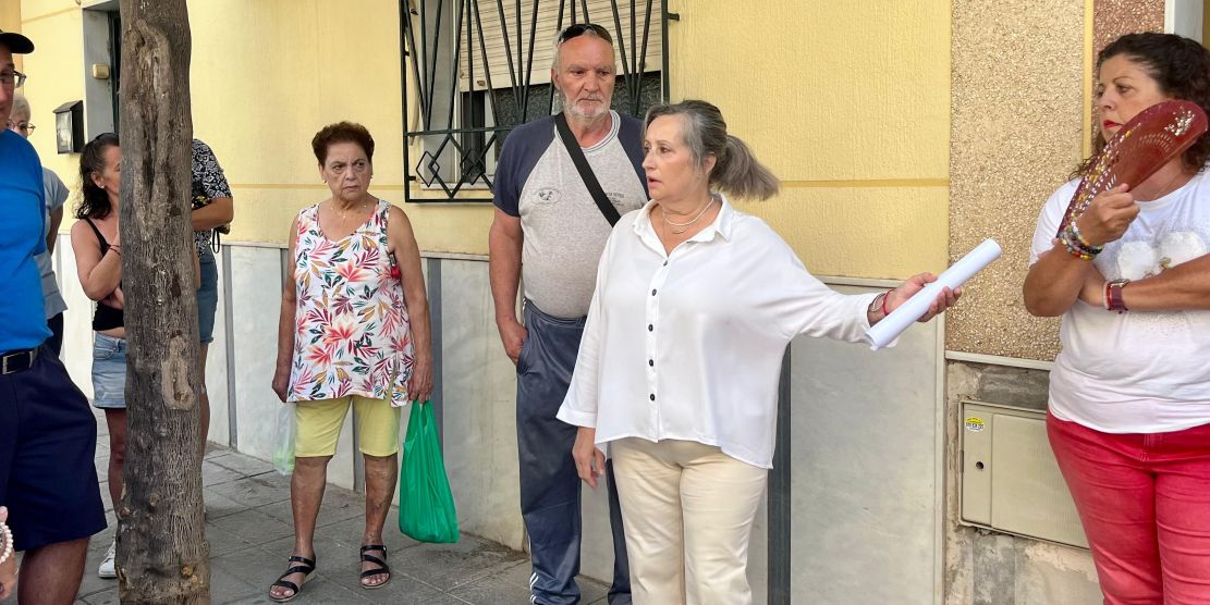 el-psoe-de-motril-llevara-al-pleno-una-mocion-para-exigir-la-reubicacion-urgente-de-los-contenedores-de-la-calle-santisimo