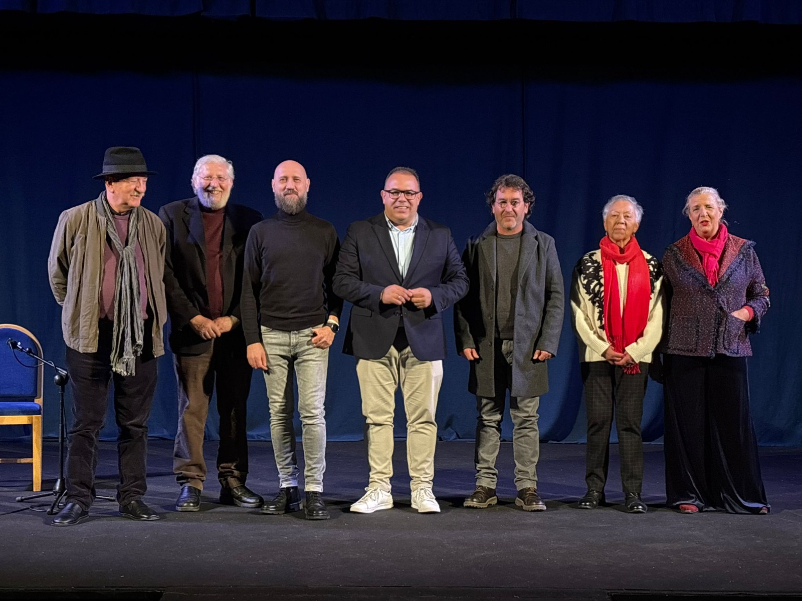 la-herradura-francisco-javier-gilabert-ganador-del-iv-premio-de-poesia-paulino-alvarez-junto-al-joven-guitarrista-premiado-ignacio-gonzalez-aurioles-rodriguez