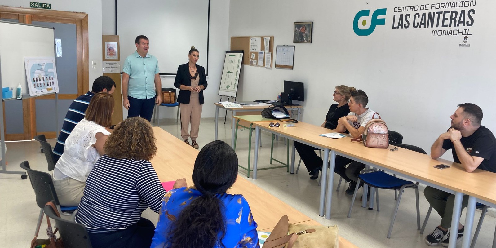 monachil-lanza-empleo-al-dia-un-ciclo-semanal-para-informar-sobre-recursos-y-programas-de-empleo-y-formacion