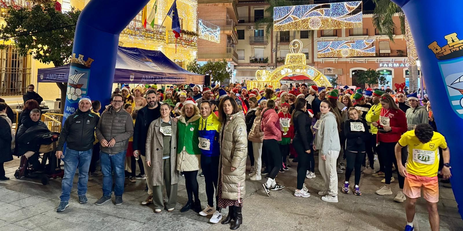 almunecar-celebra-con-casi-400-dorsales-la-xvi-san-silvestre-solidaria-a-favor-de-familias-afectadas-por-el-cancer