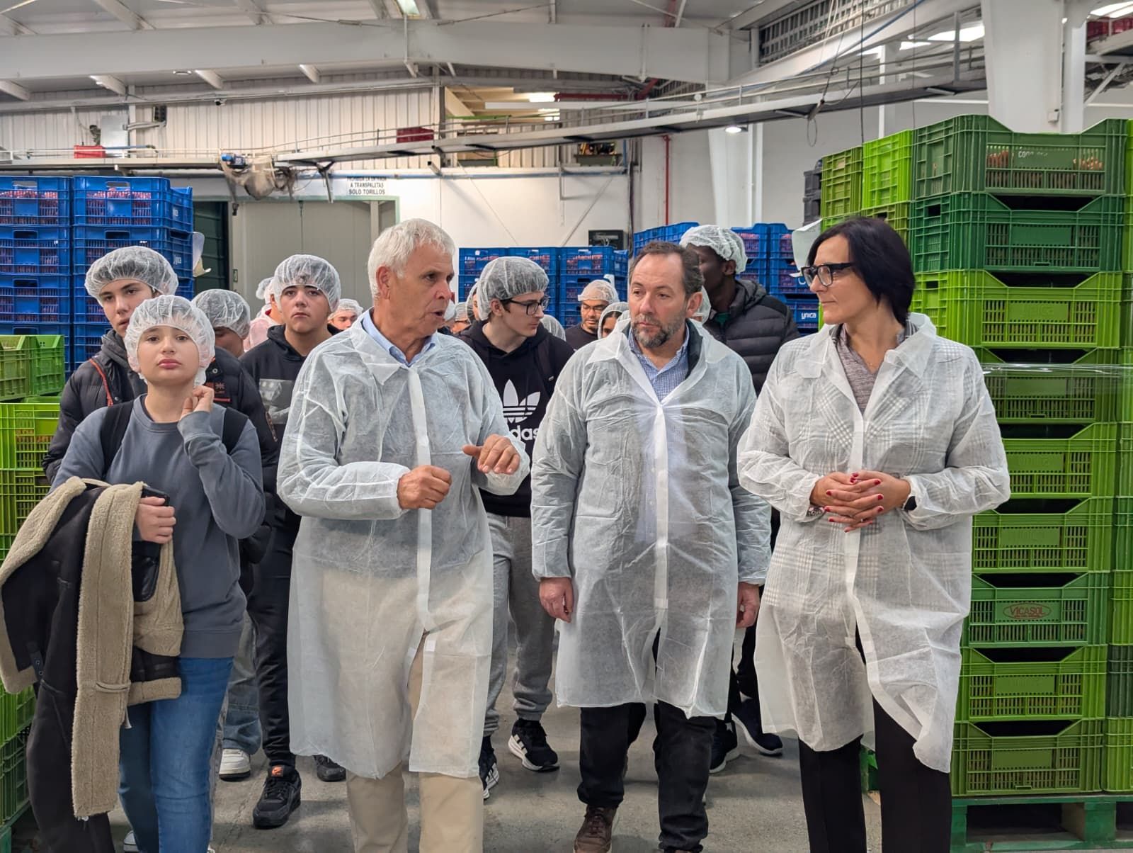 las-cooperativas-de-motril-y-el-ies-la-zafra-impulsan-el-empleo-joven-y-la-formacion-agroalimentaria-en-la-costa-tropical