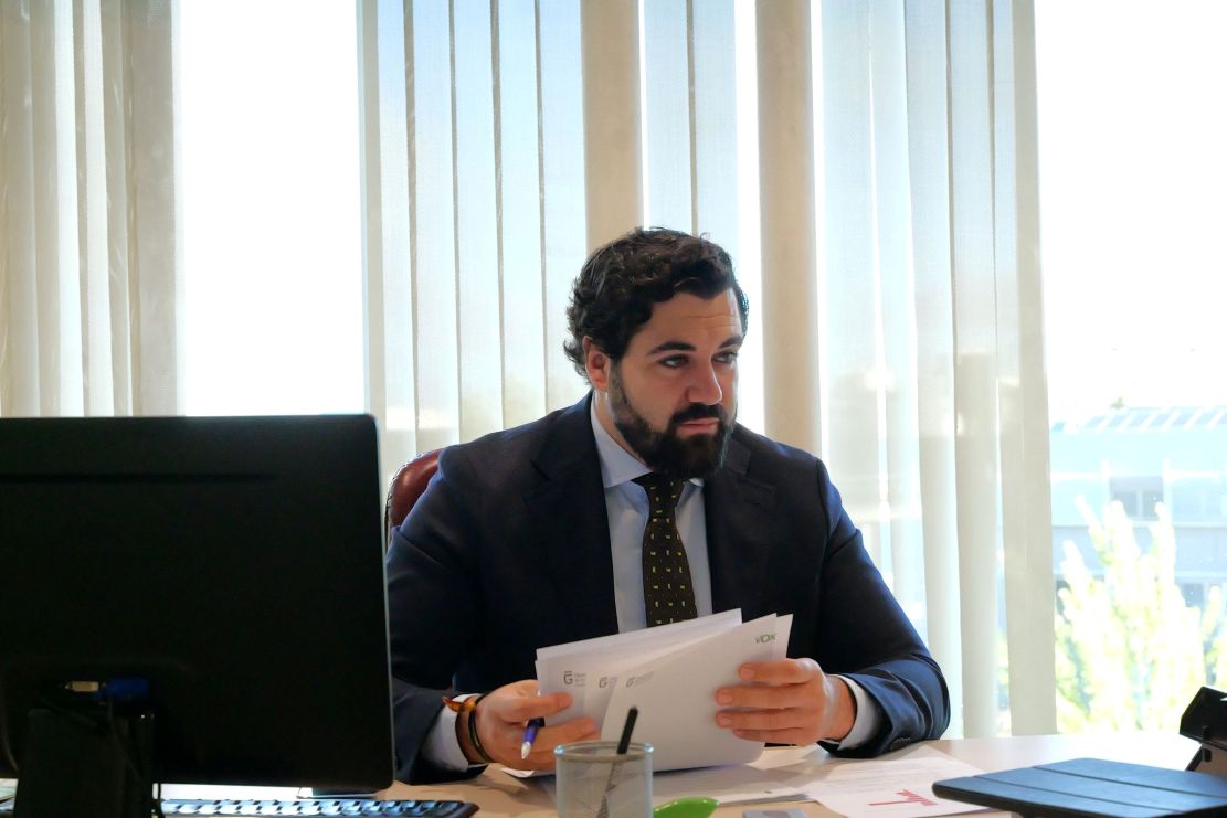 vox-granada-la-diputacion-cedera-18-meses-sin-coste-el-banco-de-espana-tras-comprarlo-por-92-millones