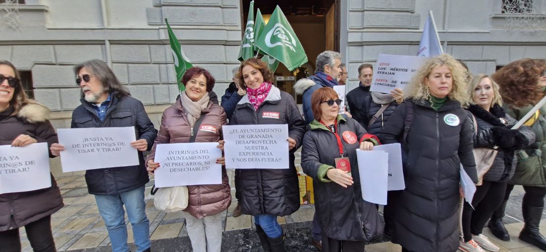 sindicatos-critican-que-el-ayuntamiento-de-granada-ignora-las-bases-negociadas-y-convoca-todas-las-plazas-de-oep-por-oposicion-libre