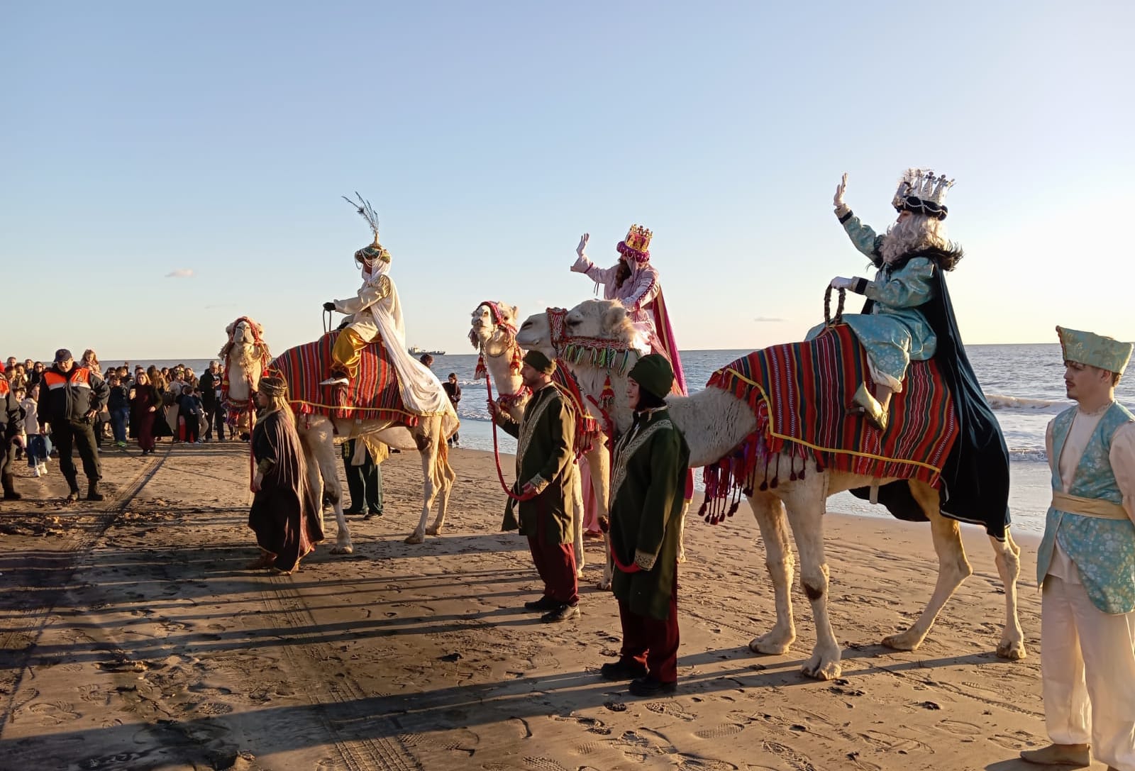 la-cabalgata-de-matalascanas-se-consolida-como-una-de-las-mas-emblematicas-de-andalucia