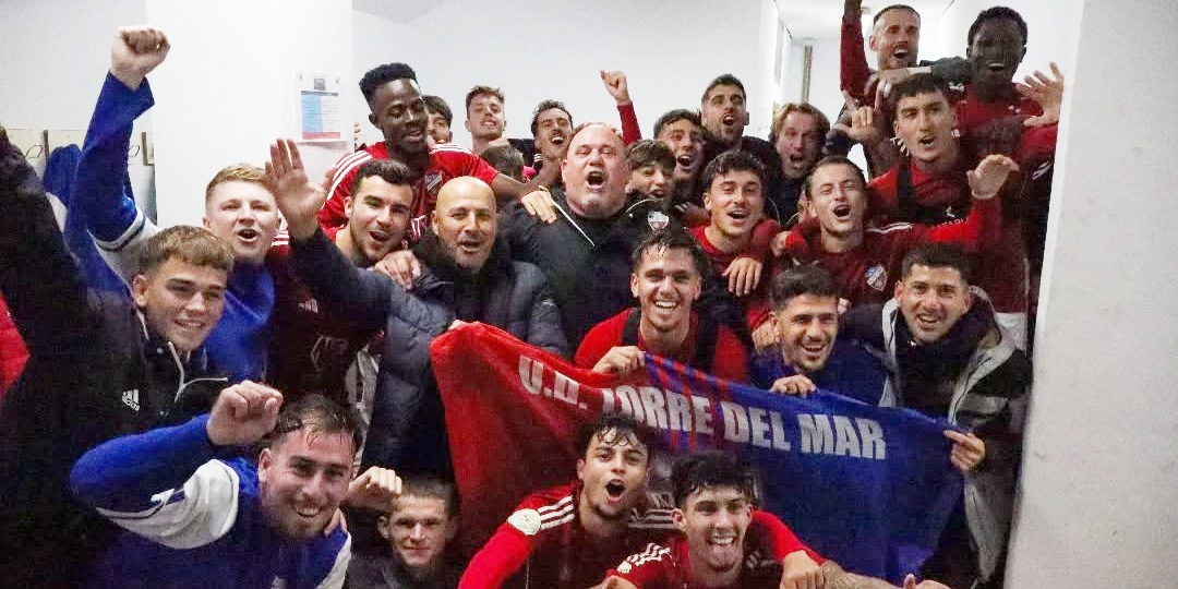 el-cf-motril-resiste-hasta-la-expulsion-y-acaba-goleado-por-la-ud-torre-del-mar-0-4