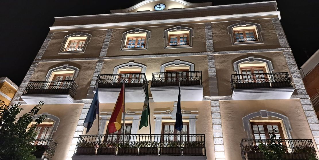 almunecar-el-gobierno-de-sanchez-tumba-en-los-juzgados-la-subida-salarial-de-los-empleados-muncipales-y-frena-su-modernizacion-digital