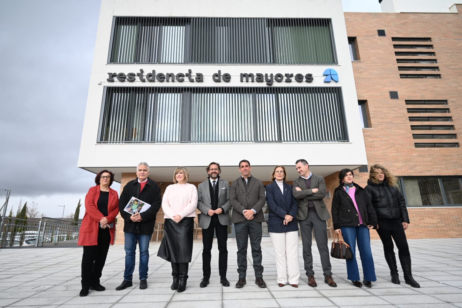 la-junta-crea-118-nuevas-plazas-para-mayores-en-granada-centros-de-dia-y-residencias-en-alhendin-armilla-atarfe-churriana-loja-maracena-santa-fe-y-huetor-santillan